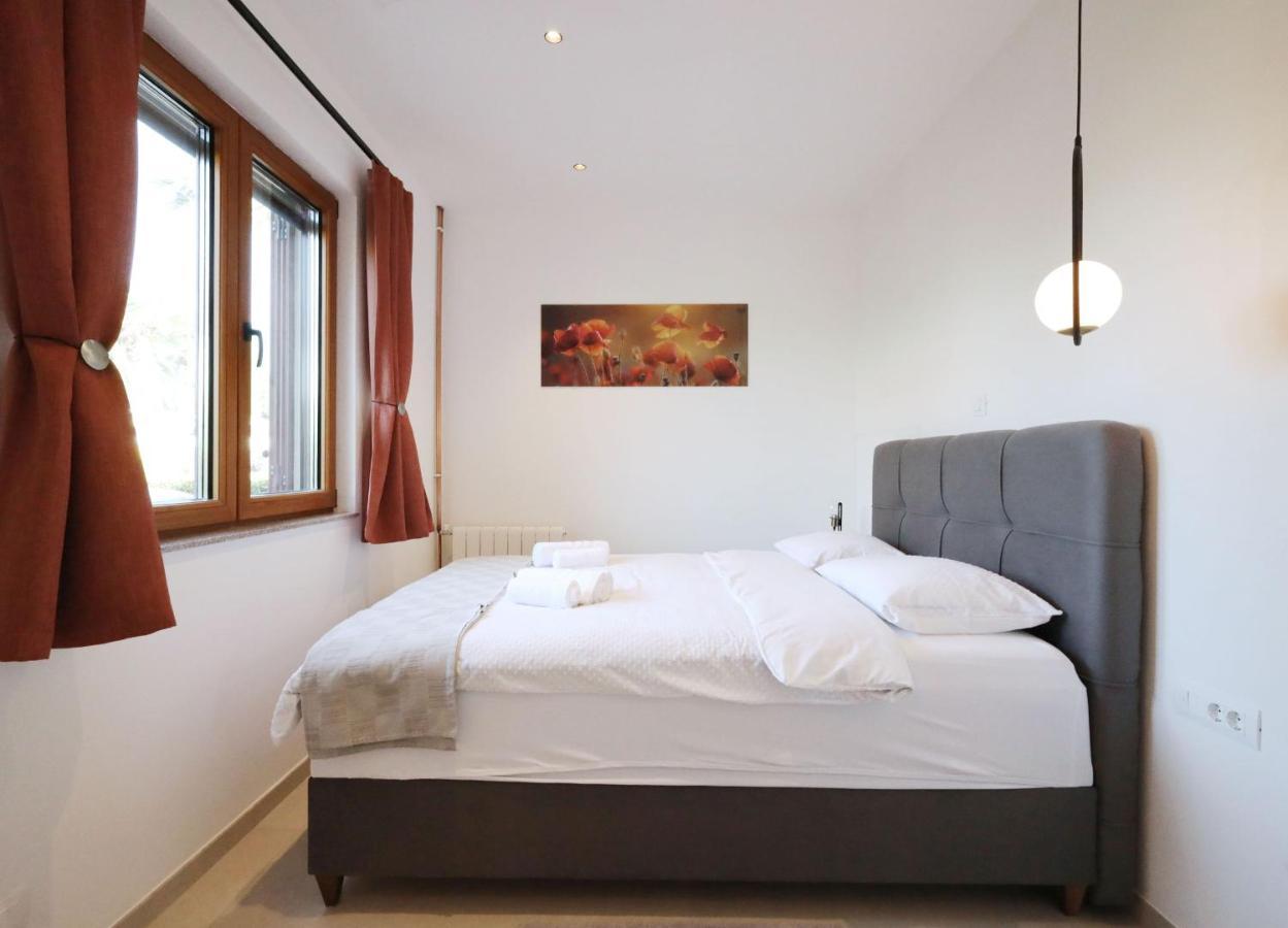 Apartments Maestral Medulin Exterior photo